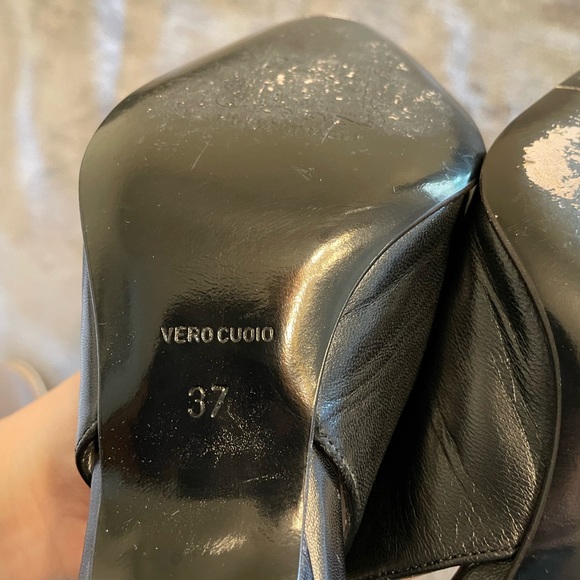 Brunomagli Womens Balck and White Kitten Heels - Picture 6 of 8